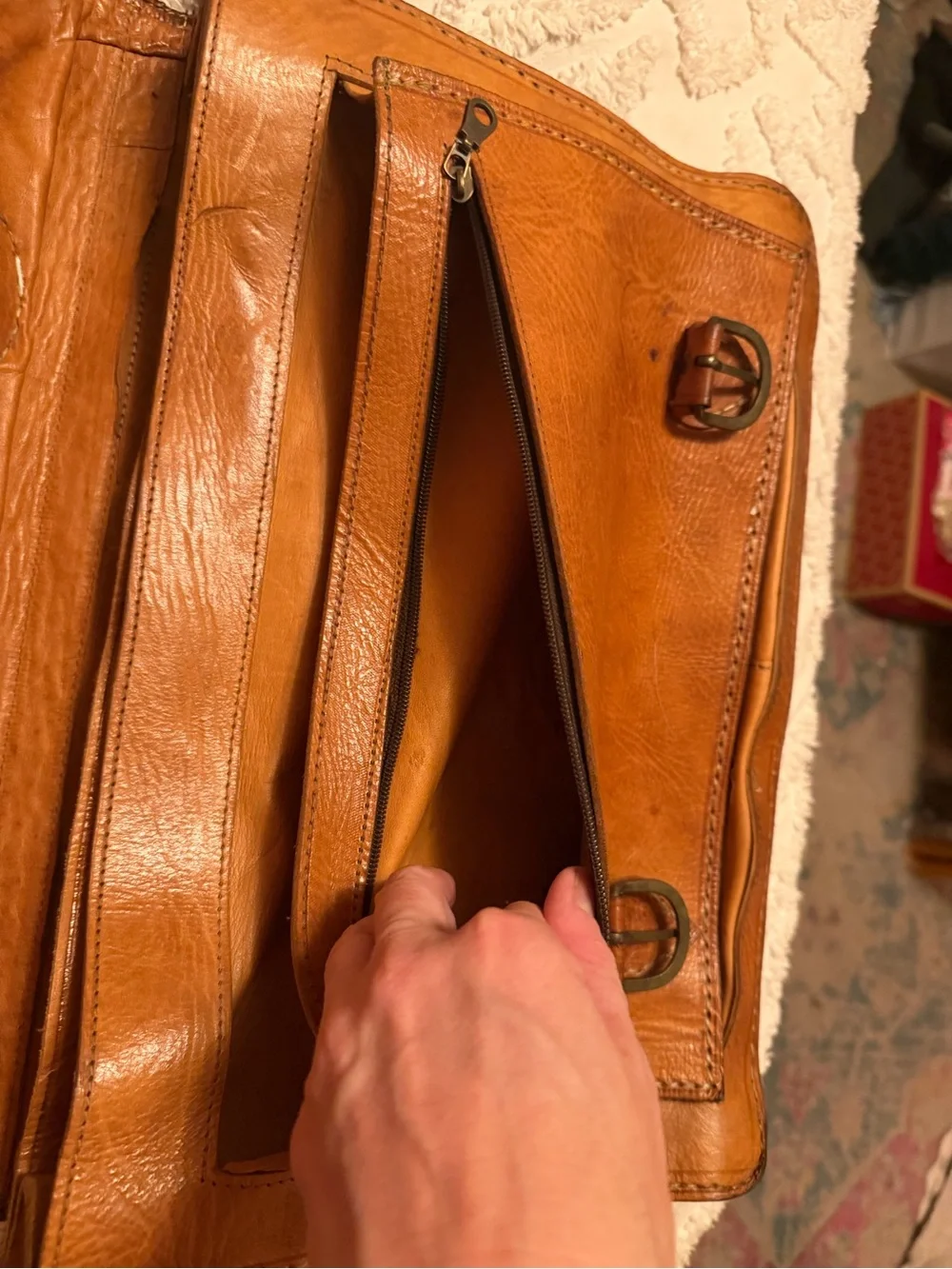 Men's Vintage Leather Messenger Bag with Adjustable Strap & small inner satchel